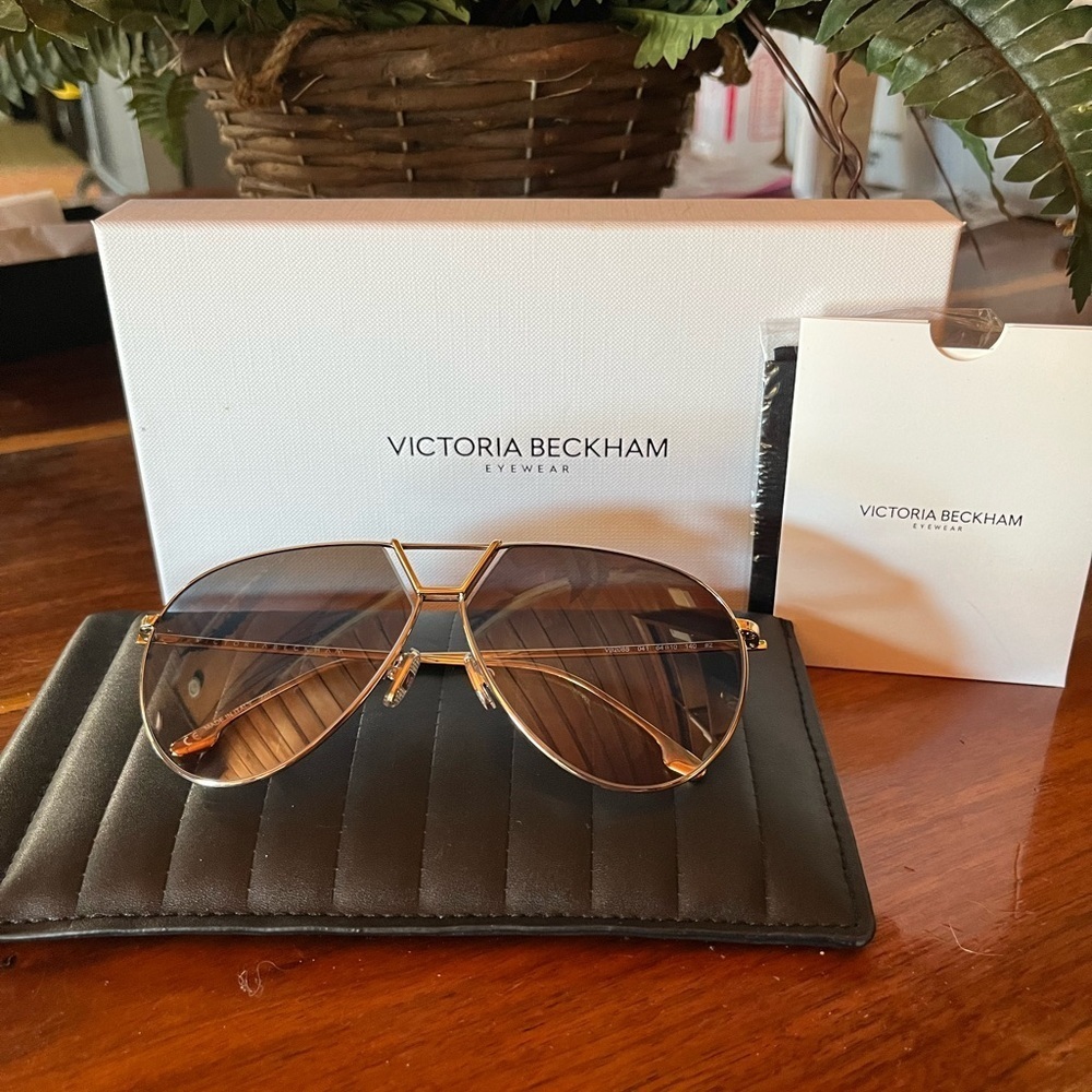 Victoria Beckham Gold Frame Sunglasses VB208S 041 64 10 140 #2 all inclusive